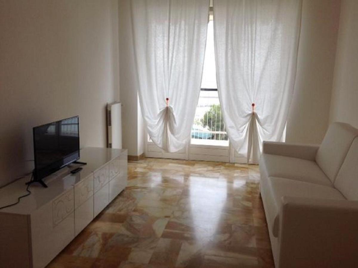Urban Apartment In Arma Di Taggia With Balcony And Garden Dış mekan fotoğraf